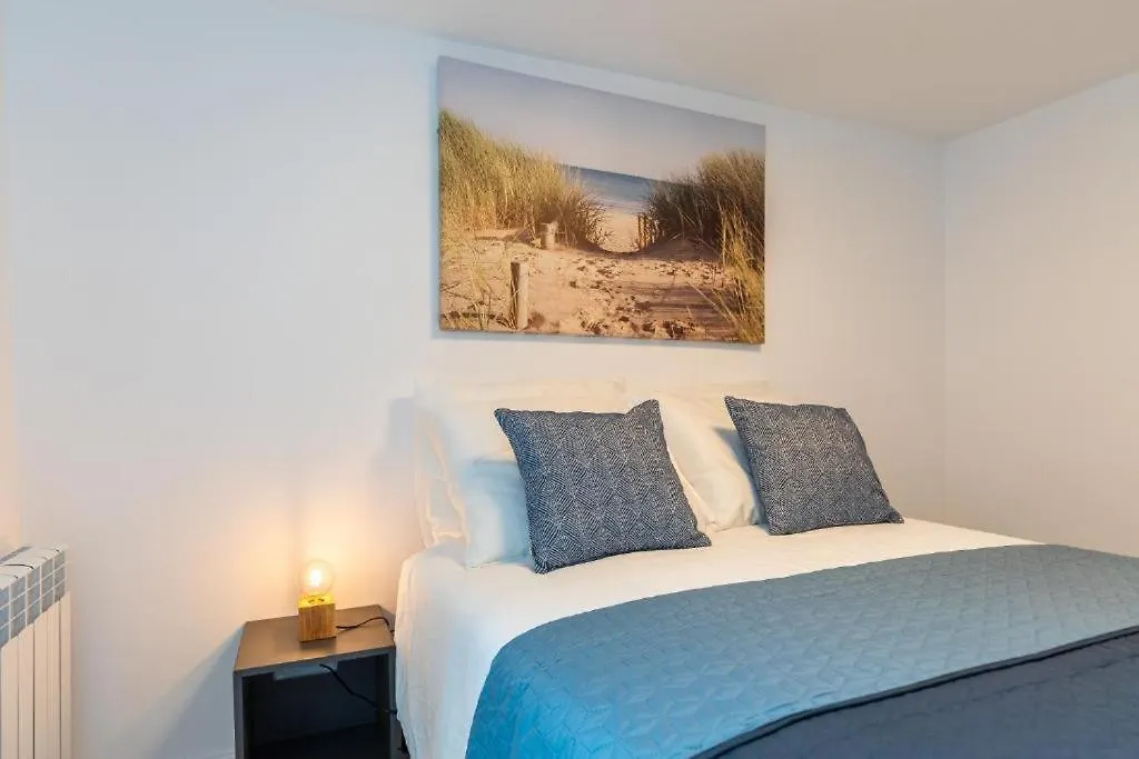 2 Rooms Sea Breeze Loft Apartment II Terrace Family Scheveningen האג